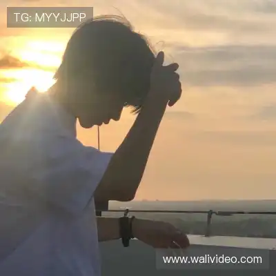 廉李然